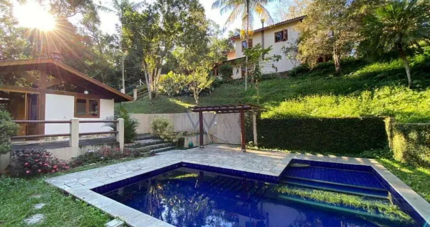 Casa com 3 quartos à venda, 260 m² por R$ 1.470.000 - Paisagem Renoir - Cotia/SP