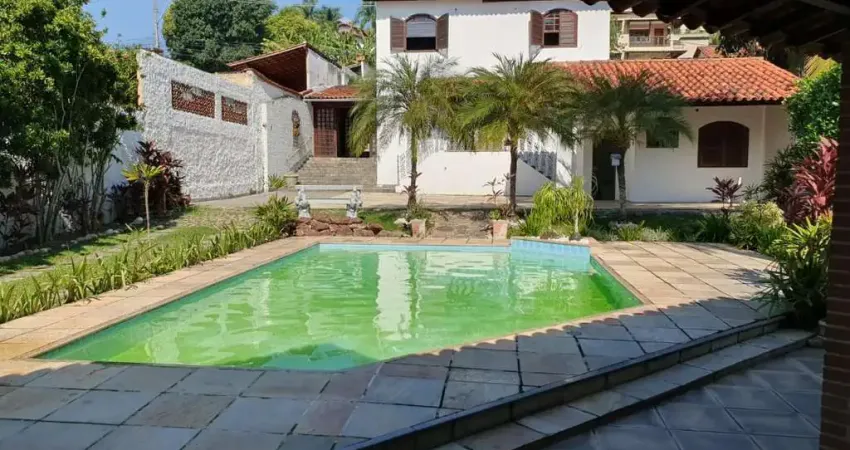 Casa com 4 quartos à venda na Rua Desembargador José de Castro Pache de Faria, 213, Maria Paula, Niterói