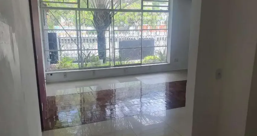 Casa comercial para alugar na Avenida Presidente Roosevelt, 58, São Francisco, Niterói
