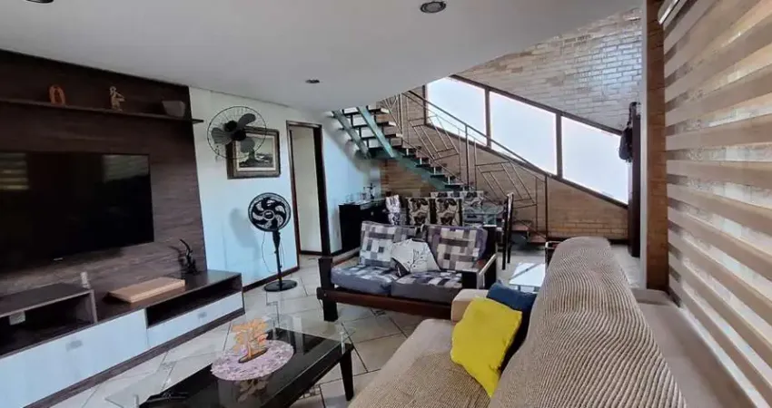 Excelente casa duplex no lugar mais charmoso de Pendotiba