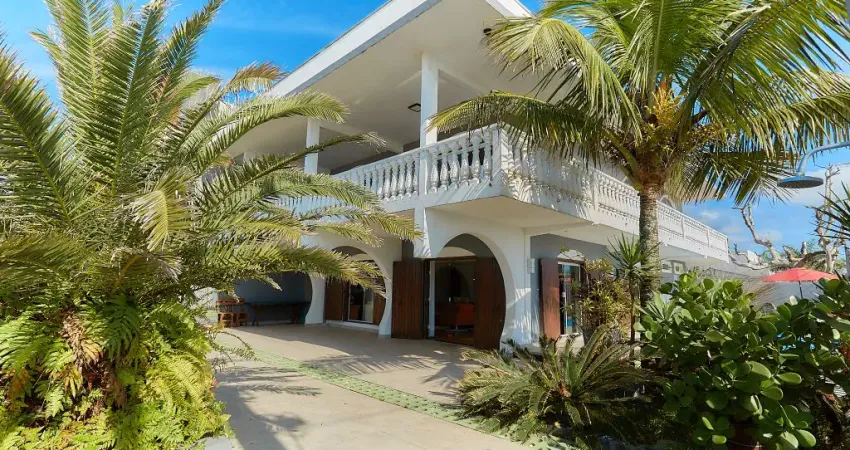 Casa com 4 quartos à venda na Avenida Beira Mar, 801, Balneário Flamingo, Matinhos