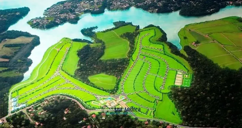 Lote com 1000m em Condomínio fechado