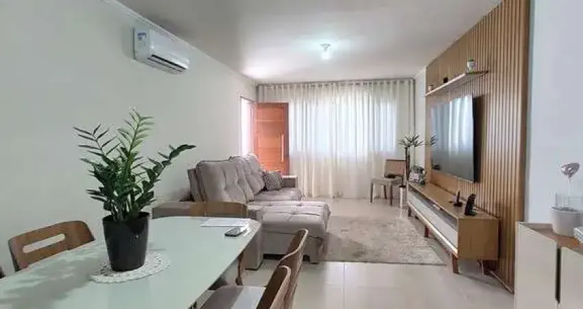 Casa com 3 quartos à venda no Jardim Oliveiras, Taboão da Serra