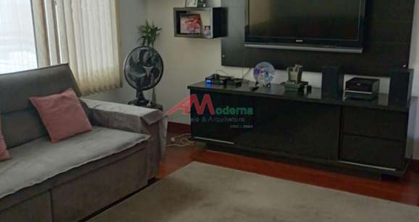 Sobrado em Rudge Ramos: 3 Dorms, 1 Suíte, 200m² à Venda