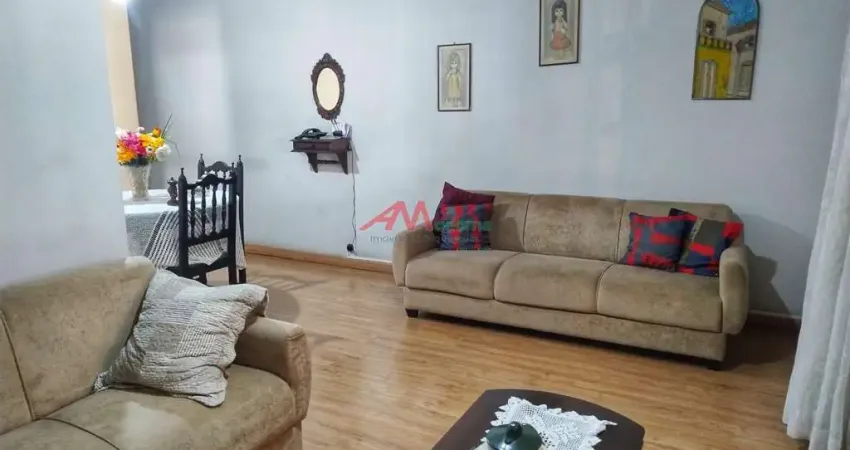 Casa Térrea à Venda em Diadema: 2 Dorms, 163.6m² por R$600k