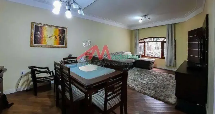 Sobrado à Venda em Rudge Ramos, SBC – 3 Suítes, 242m², R$850mil