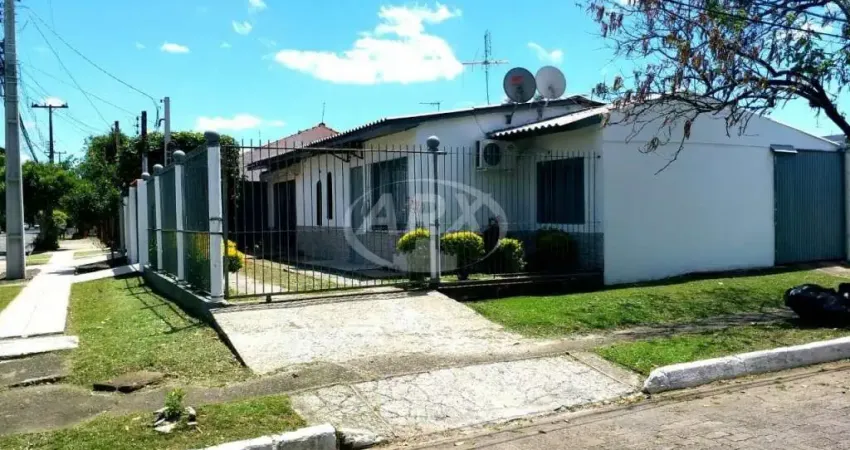 Casa com 3 quartos à venda na Rua das Araucárias, 597, Harmonia, Canoas