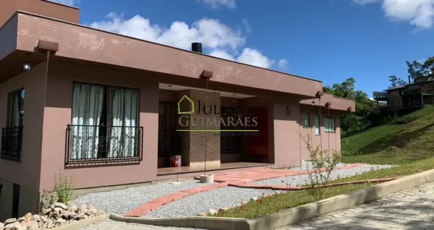 CASA em CONDOMÍNIO FECHADO À VENDA EM RANCHO QUEIMADO/SC