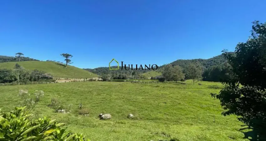 Terreno à venda no Rio Bonito, Rancho Queimado 