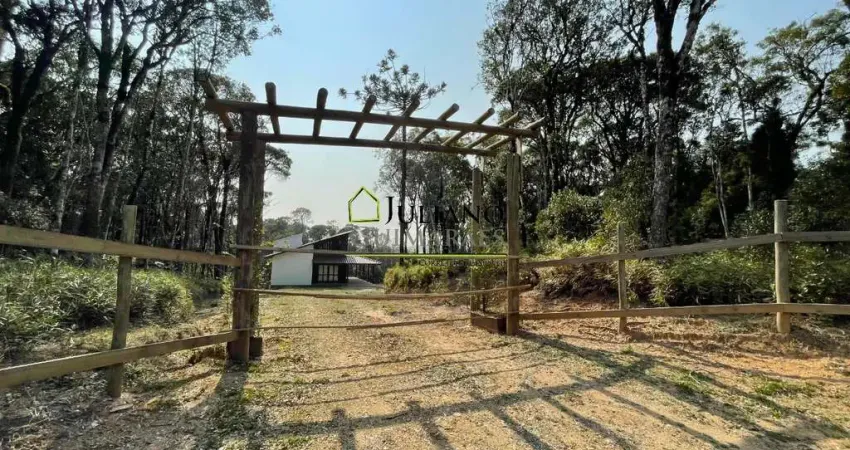 CASA á venda em CONDOMÍNIO FECHADO em RANCHO QUEIMADO SC