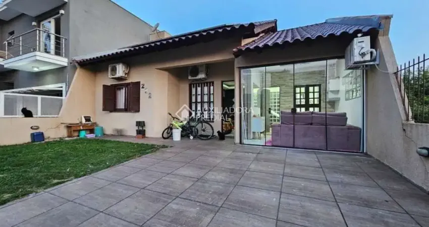 Casa com 3 quartos à venda na Rua das Camélias, 100, Parque da Matriz, Gravataí