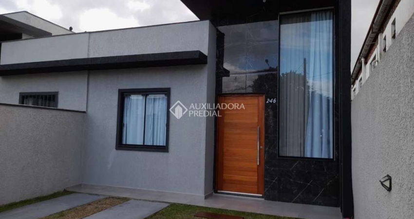 Casa com 2 quartos à venda na Ceará, 247, Vila Fátima, Cachoeirinha