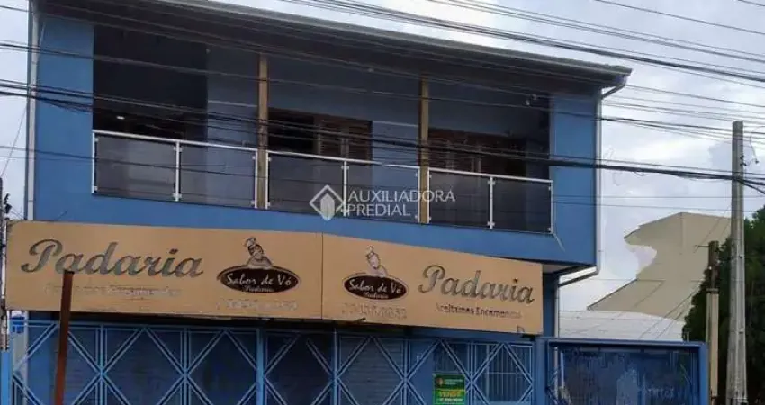 Casa com 3 quartos à venda na Rua Princesa Isabel, 776, Vila Princesa Izabel, Cachoeirinha