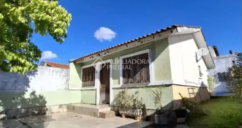 Casa com 2 quartos à venda na Osmar Silva de Oliveira, 28, Parque Granja Esperança, Cachoeirinha