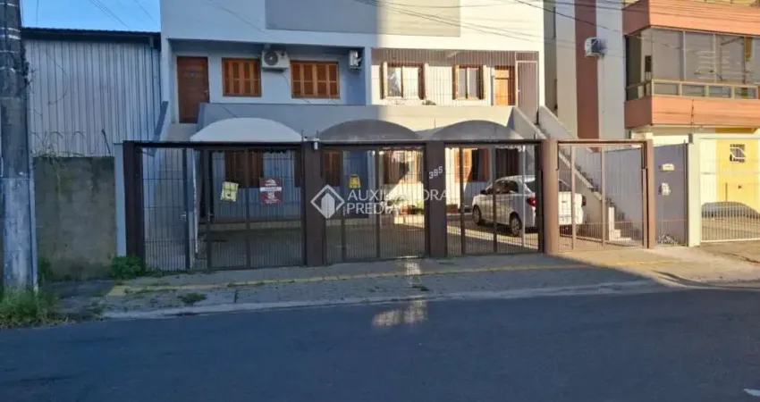 Apartamento com 3 quartos para alugar na Jacui, 385, Vila Princesa Izabel, Cachoeirinha