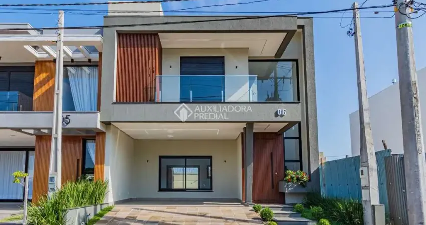 Casa em condomínio fechado com 3 quartos à venda na Rua Antônio Avelino Varela, 321, Central Parque, Cachoeirinha