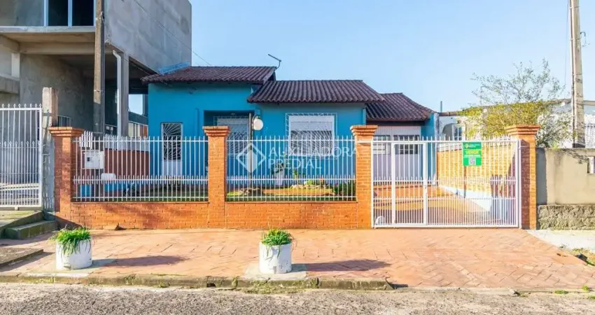 Casa com 3 quartos à venda na Firmino José Teixeira, 214, Parque Granja Esperança, Cachoeirinha