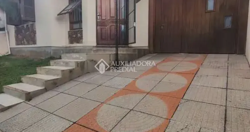 Casa com 3 quartos à venda na Rua Carlos Leopoldo Schüller, 700, Parque da Matriz, Cachoeirinha
