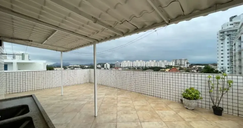 Cobertura com 3 quartos para alugar na Rua Maria Francisca Borges Rego Reid, 499, Glória, Macaé