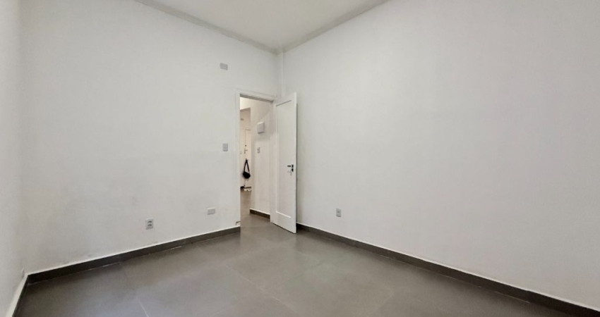Apartamento com 2 dormitórios 62m² Terreo no Boqueirão 320mil
