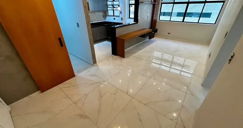 Apartamento de 1 dormitório 60m² com dependência na quadra no boqueirão