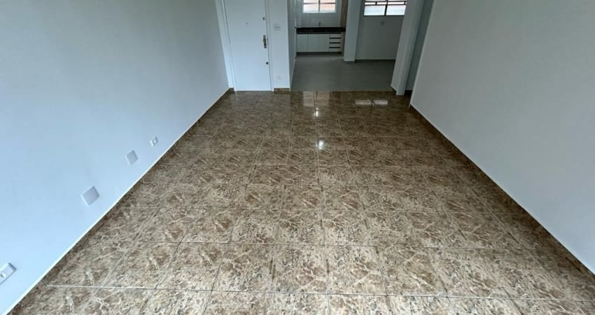 Apartamento de 3 dormitórios 112m² na quadra da praia