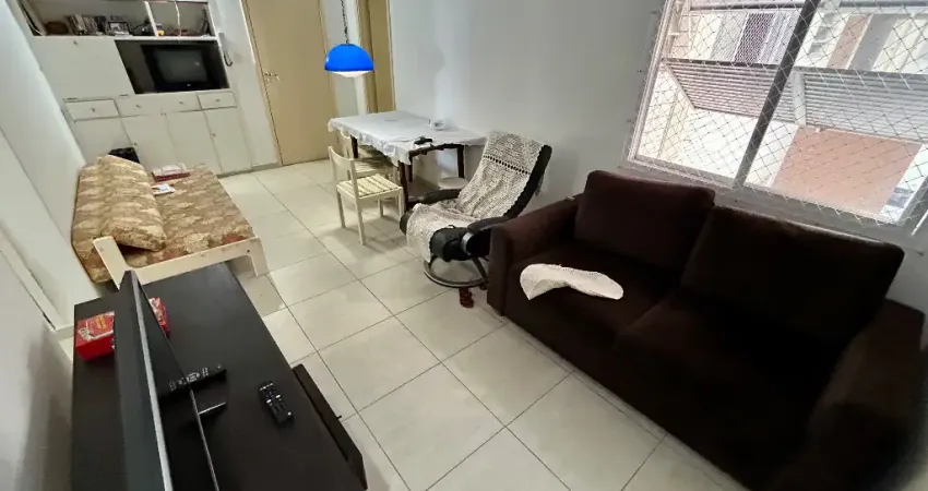 Apartamento de 2 dormitórios 97m2 frente mar no Jose Menino