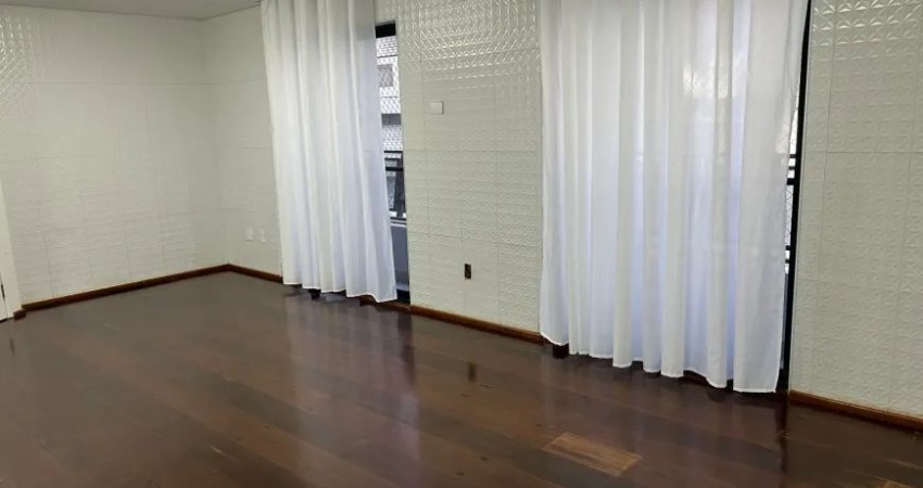 Apartamento de 3 dormitórios 105m² frente mar na Pompeia
