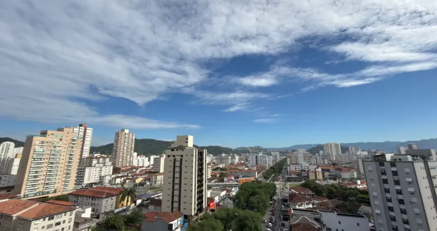 Cobertura com piscina e 4 quartos (1 suíte) na Pompéia, Santos/SP