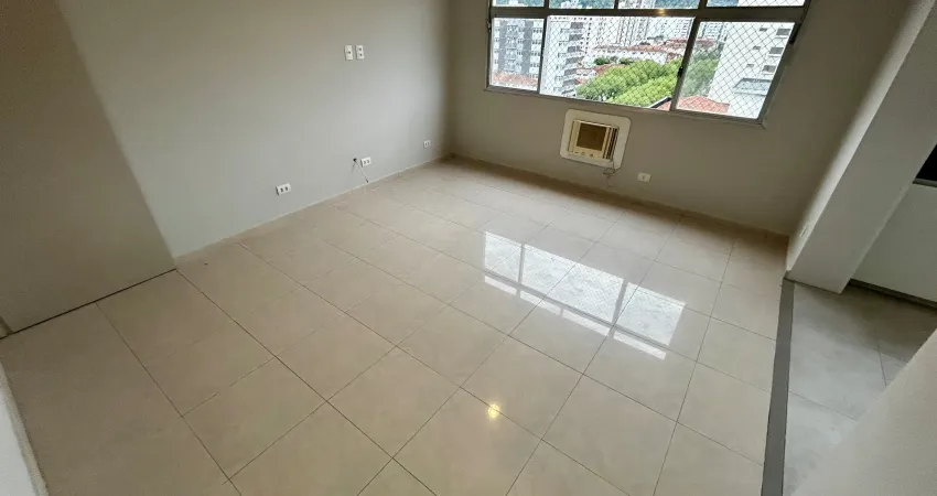 Apartamento reformado 2 dormitórios bairro campo grande em santos