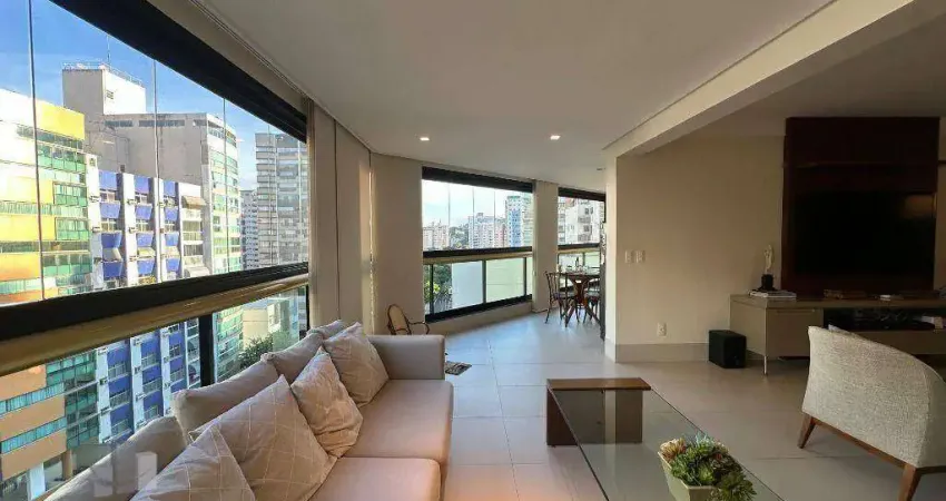 Apartamento na Praia no Canto! Esse Apê Vai Roubar Seu Coração!
