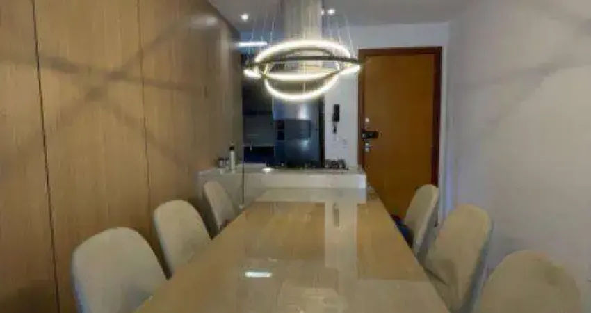 2 Quartos, Reformado, Porteira Fechada e com 2 Vagas: O Combo Perfeito pra Você!