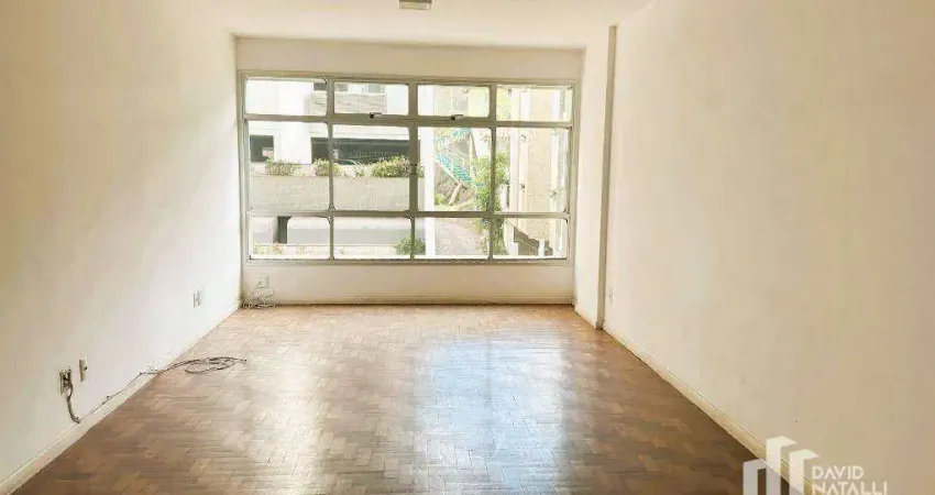 Apartamento no Miolo da Praia do Canto com 3 Quartos e 120m²