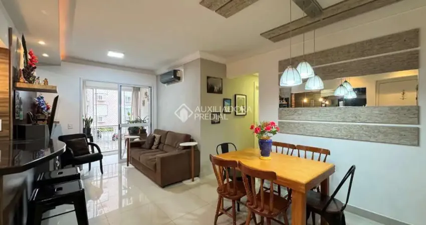 Apartamento com 3 quartos à venda na Avenida Sertório, 9140, Sarandi, Porto Alegre