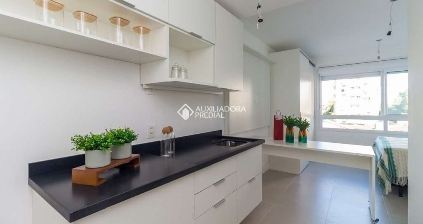 Apartamento com 1 quarto à venda na Avenida dos Cubanos, 141, Partenon, Porto Alegre