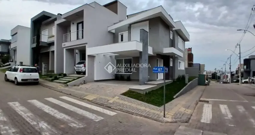 Casa em condomínio fechado com 3 quartos à venda na Rua Tancredo Neves, 990, Jansen, Gravataí