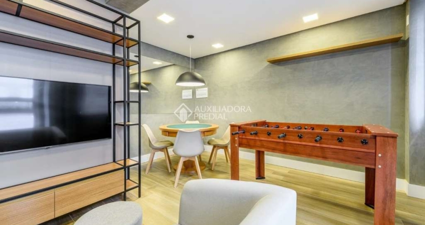 Apartamento com 2 quartos à venda na Alameda Três de Outubro, 15, Sarandi, Porto Alegre