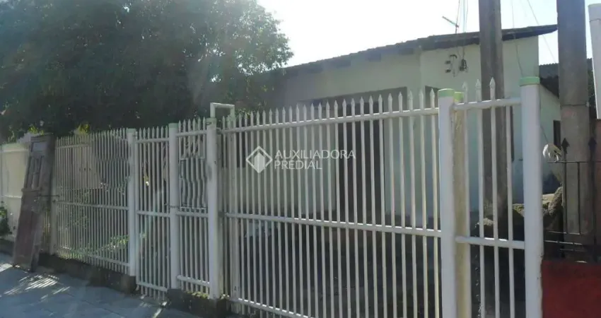 Casa com 2 quartos à venda na Rua Osório Correia, 51, Vila Parque Brasília, Cachoeirinha