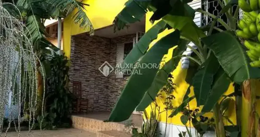 Casa com 2 quartos à venda na Rua Pindorama, 245, Bela Vista, Alvorada