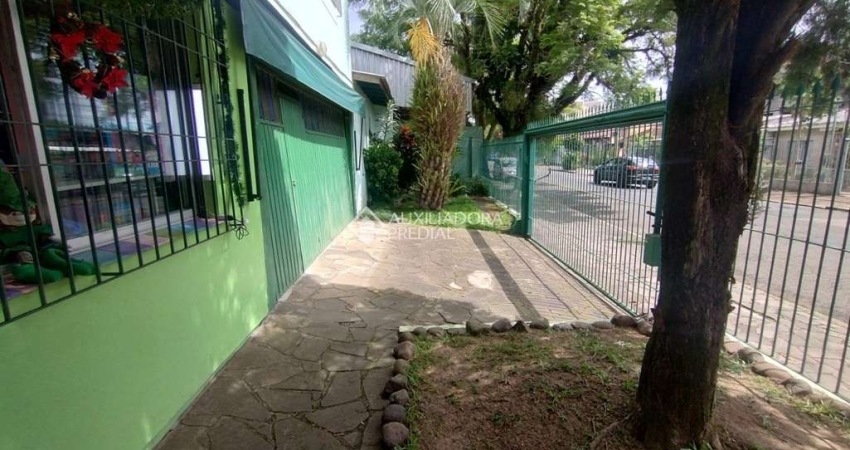 Casa em condomínio fechado com 5 quartos à venda na Rua Baden Powell, 315, Sarandi, Porto Alegre
