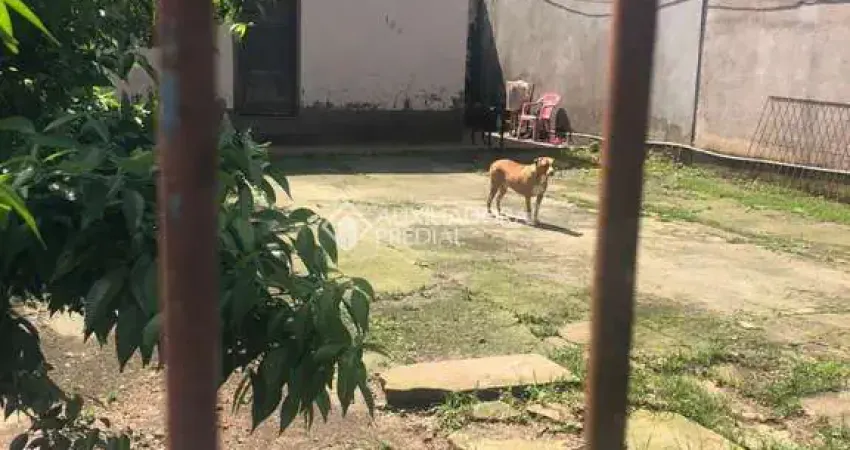 Casa com 4 quartos à venda na Avenida João de Saldanha, 102, Santa Maria Goretti, Porto Alegre