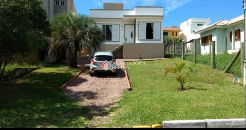 Casa em condomínio fechado com 3 quartos à venda na JACARANDA, 277, Santo Onofre, Viamão