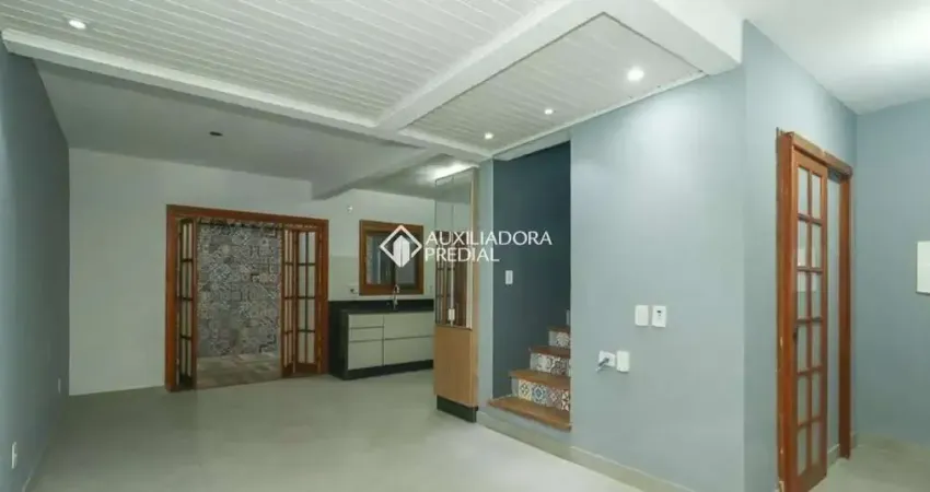 Casa em condomínio fechado com 3 quartos à venda na Rua Monte Flor, 276, Jardim Floresta, Porto Alegre