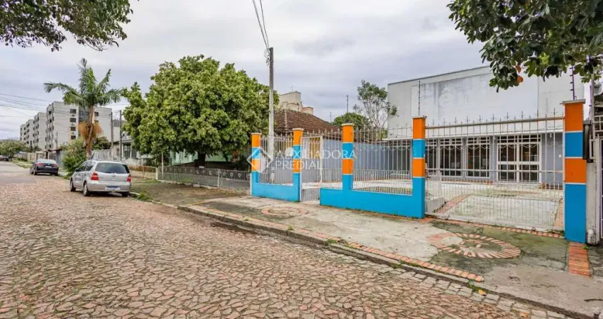 Prédio à venda na Avenida Salvador Leão, 933, Sarandi, Porto Alegre