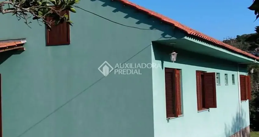 Fazenda à venda na Estrada Aracaju, 227, Vila Nova, Porto Alegre