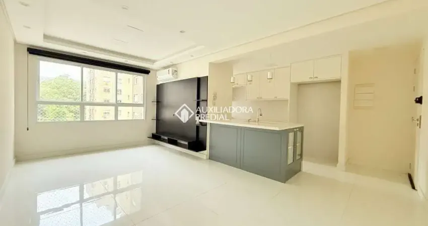 Apartamento com 3 quartos à venda na Rua Attílio Bilibio, 251, Jardim Carvalho, Porto Alegre