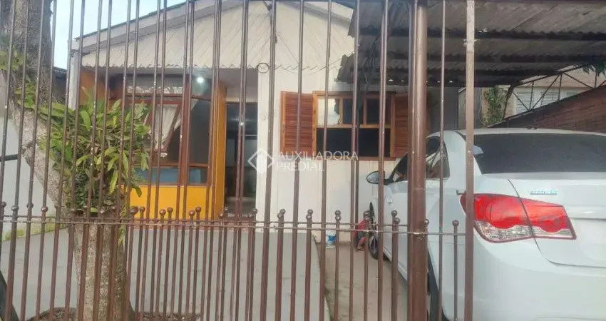 Casa com 3 quartos à venda na Alameda, 592, Jardim Algarve, Alvorada