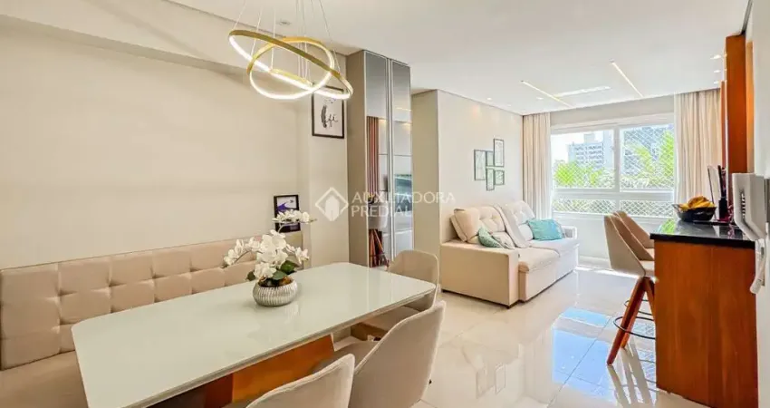 Apartamento com 3 quartos à venda na Rua Jerônymo Zelmanovitz, 100, São Sebastião, Porto Alegre