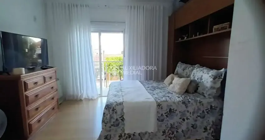 Casa com 2 quartos à venda na Rua José Marques Viana, 120, São José, Canoas