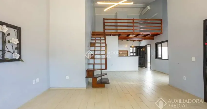 Casa com 3 quartos à venda na Rua Vieira da Cunha, 520, Sarandi, Porto Alegre